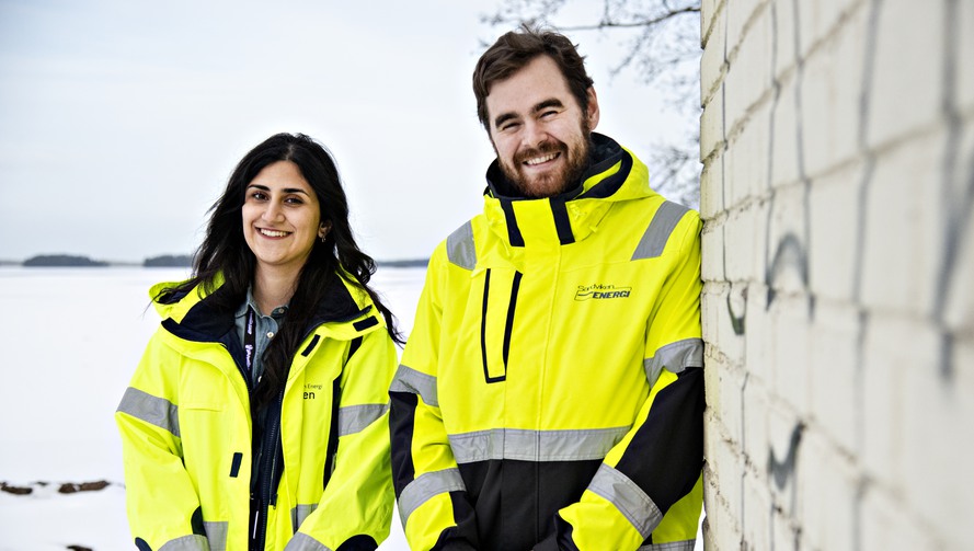 Rita Al-Sabti är co-op-student på Sandviken Energi. Hon handleds av John Östblom, miljöingenjör på Vatten, som också har varit co-op-student (fast på Gästrike Vatten).